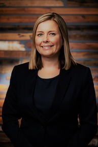 Claire Stenos